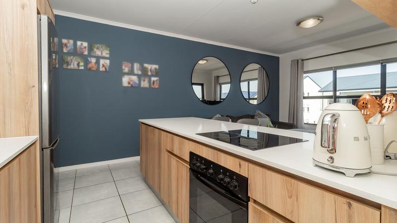 1 Bedroom Property for Sale in De Zicht Estate Western Cape